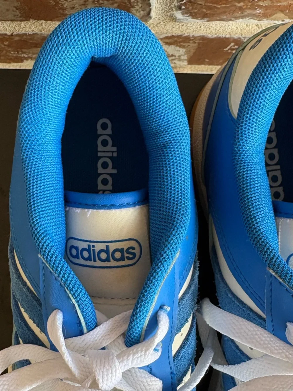 adidas Break Start Blue White Trainers Mens Size 8.5 NWOB